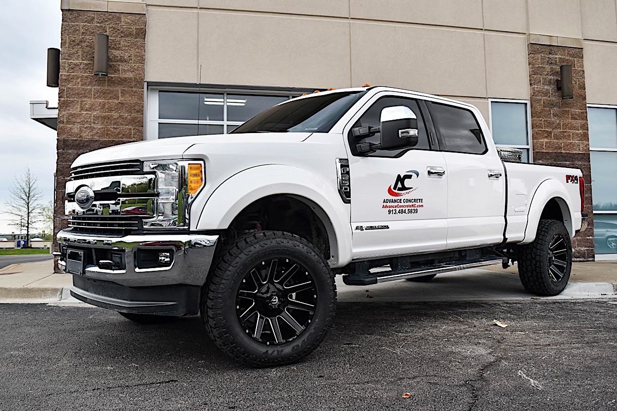 Ford F-250 Super Duty with Fuel 1-Piece Wheels Contra - D615
